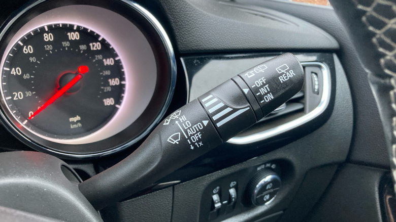 Vauxhall Astra 1.4T 16V 150 Griffin 5dr Petrol Hatchback